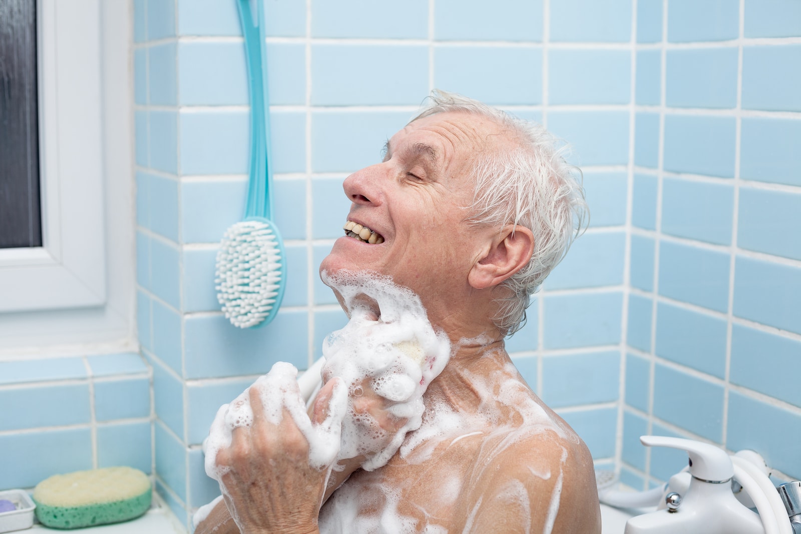 Personal Care at Home Improving Bath Time with Dementia